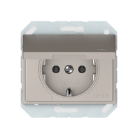 Розетка Vilma XP500, с заземлением и крышкой (IP44), без рамки, шампань Розетка Vilma XP500, с заземлением и крышкой (IP44), без рамки, шампань