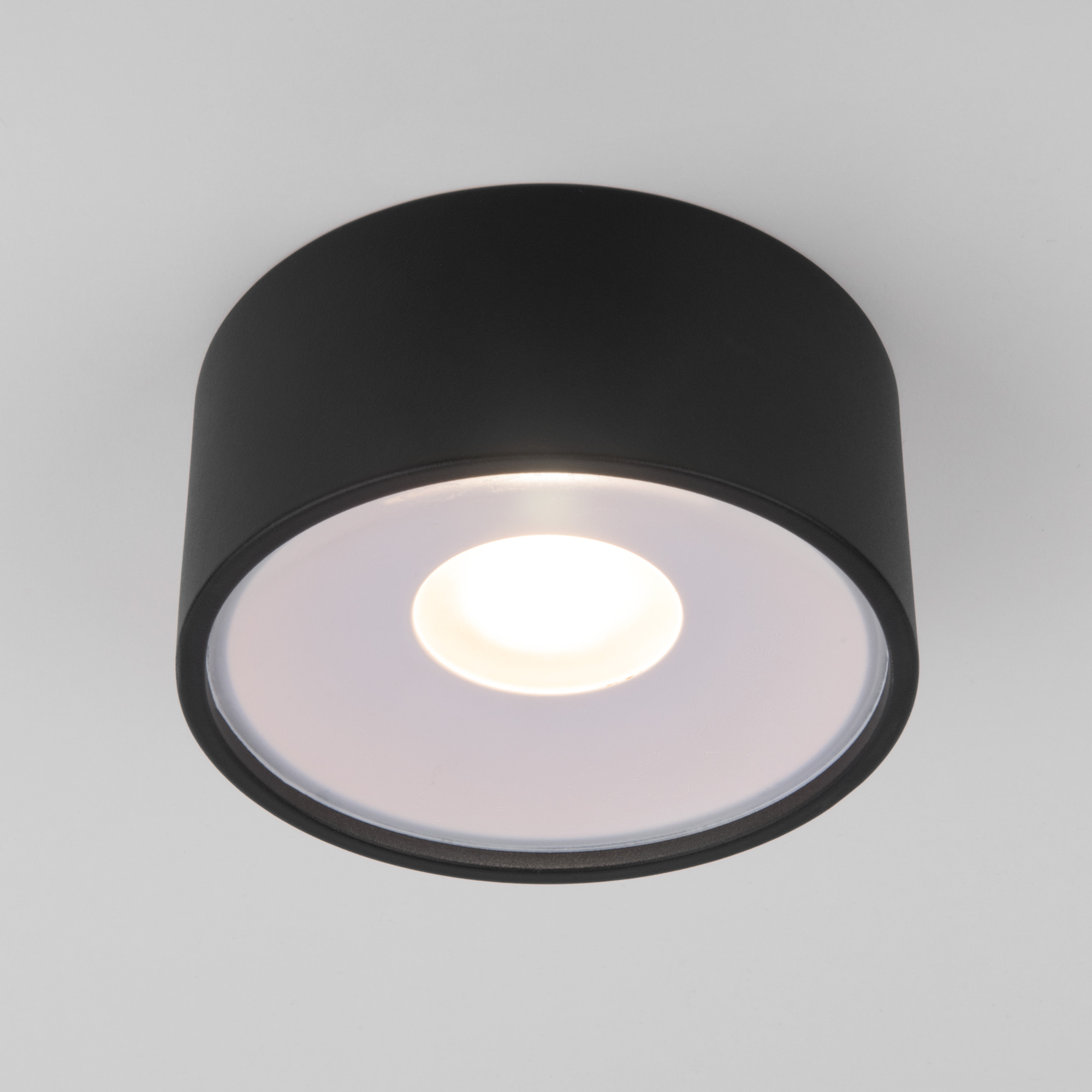 Уличный потолочный светильник Light LED 2135 IP65 35141/H черный Уличный потолочный светильник Light LED 2135 IP65 35141/H черный